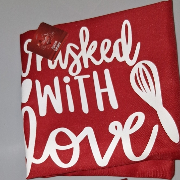 Red Apron - Picture 4 of 6